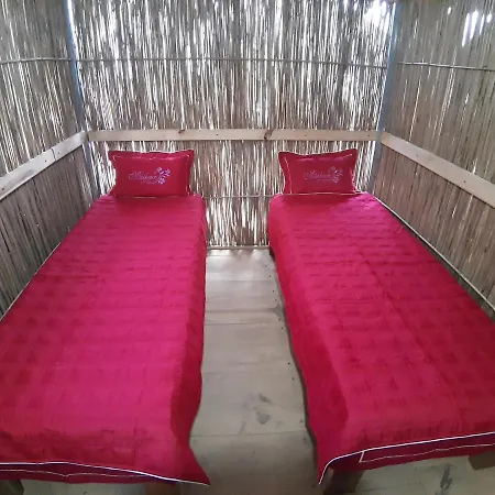 Indigenous Homestay- Trek- Food- Bus Mu Cang Chai Room photo