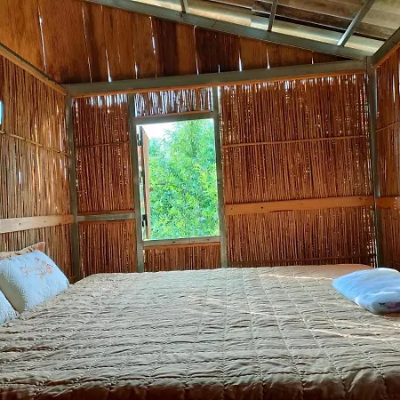 Indigenous Homestay- Trek- Food- Bus Mu Cang Chai Exterior photo