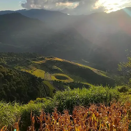 Indigenous Homestay- Trek- Food- Bus Mu Cang Chai Exterior photo