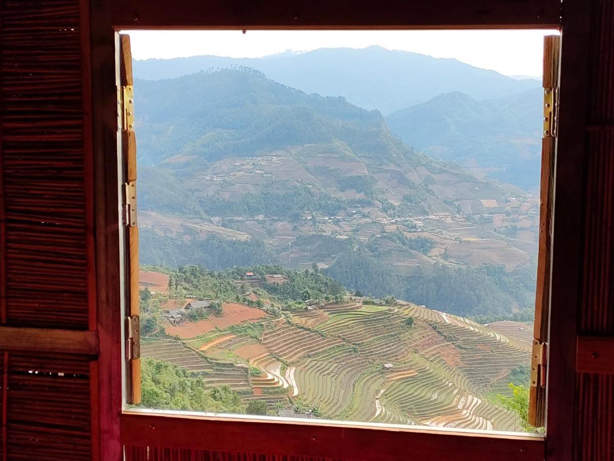 Indigenous Homestay- Trek- Food- Bus Homestay