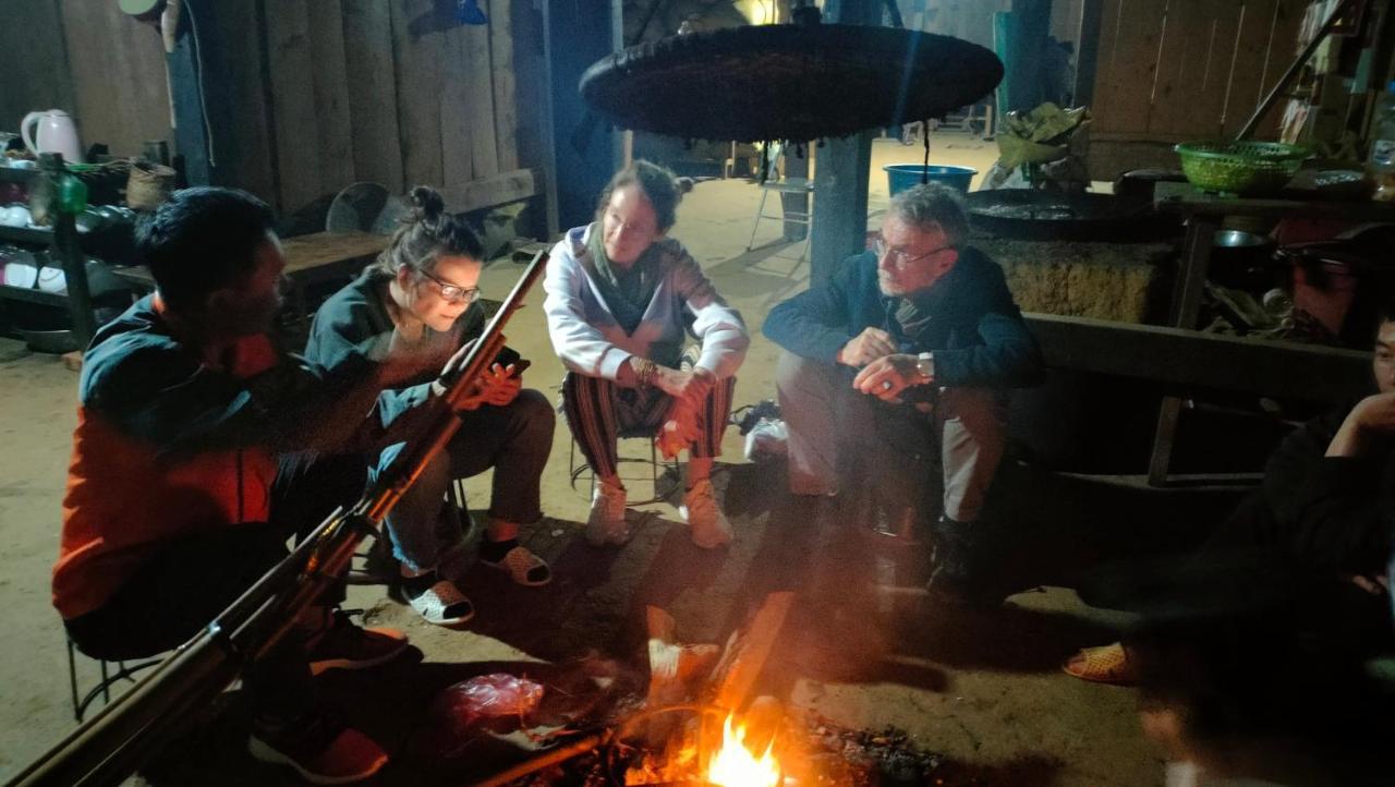 Indigenous Homestay- Trek- Food- Bus Homestay *